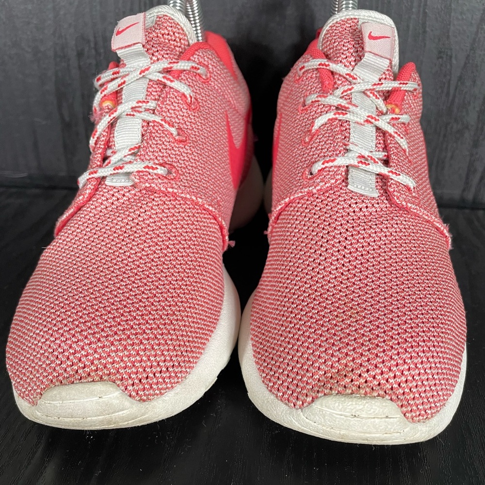 Nike ROSHE Women’s size 6 - Picture 6 of 12